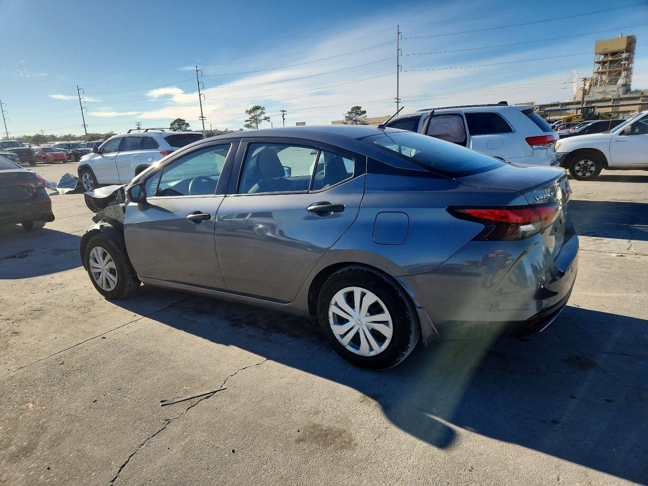 2024 NISSAN VERSA
