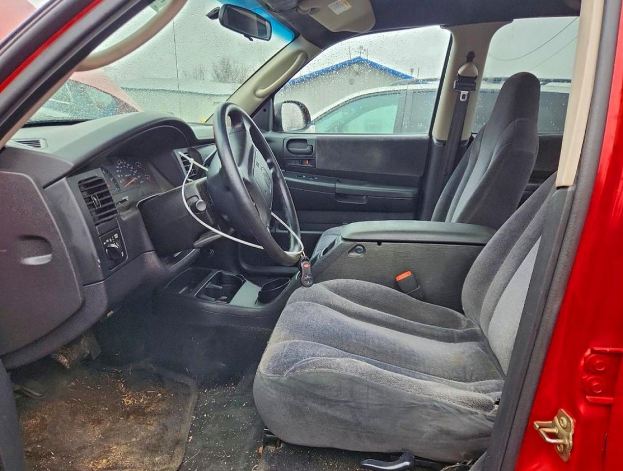 2004 DODGE Dakota