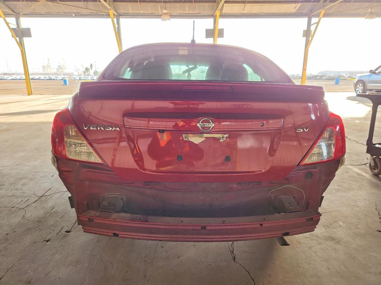 2019 NISSAN VERSA