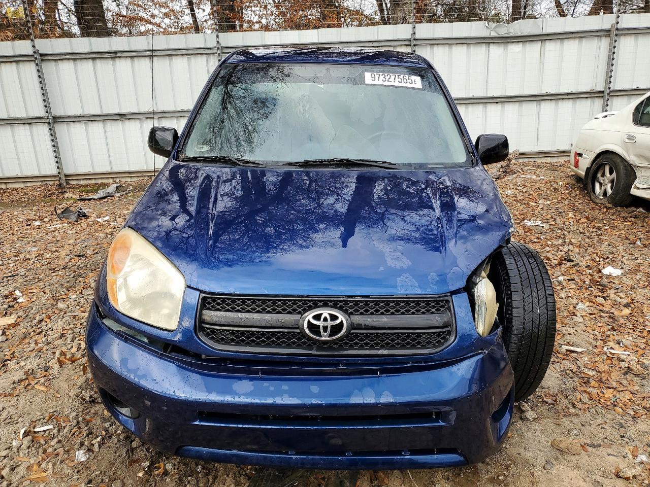 2004 TOYOTA RAV4
