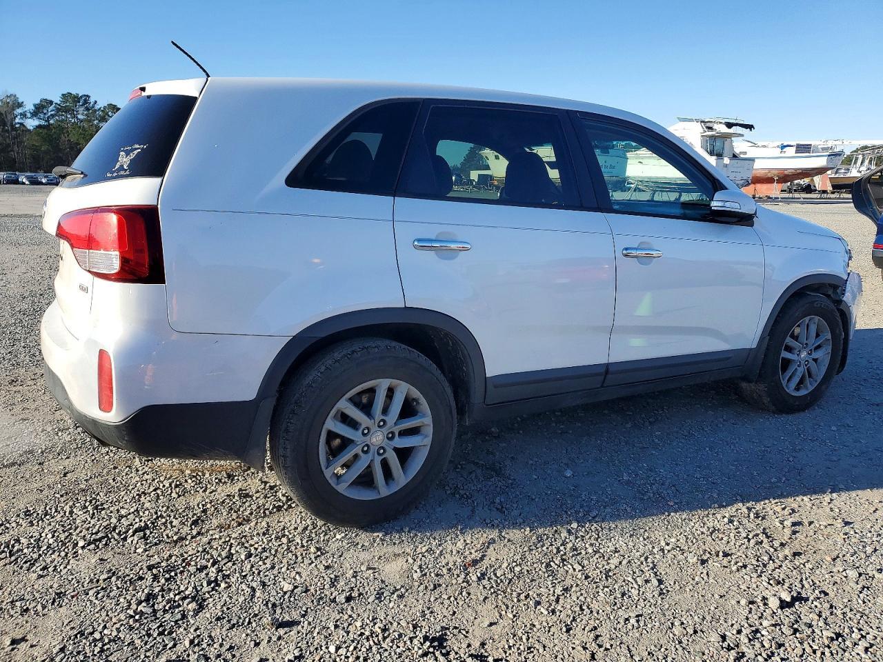 2015 KIA SORENTO