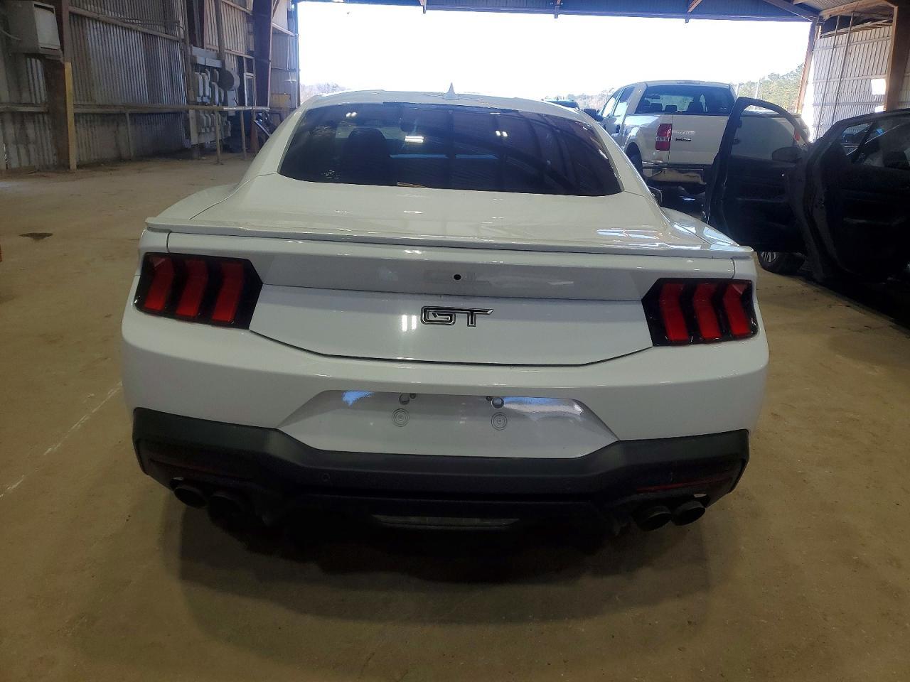2024 FORD MUSTANG