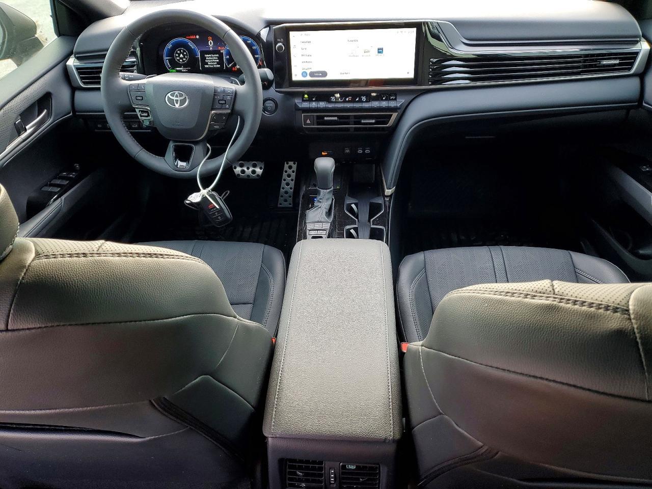 2025 TOYOTA CAMRY