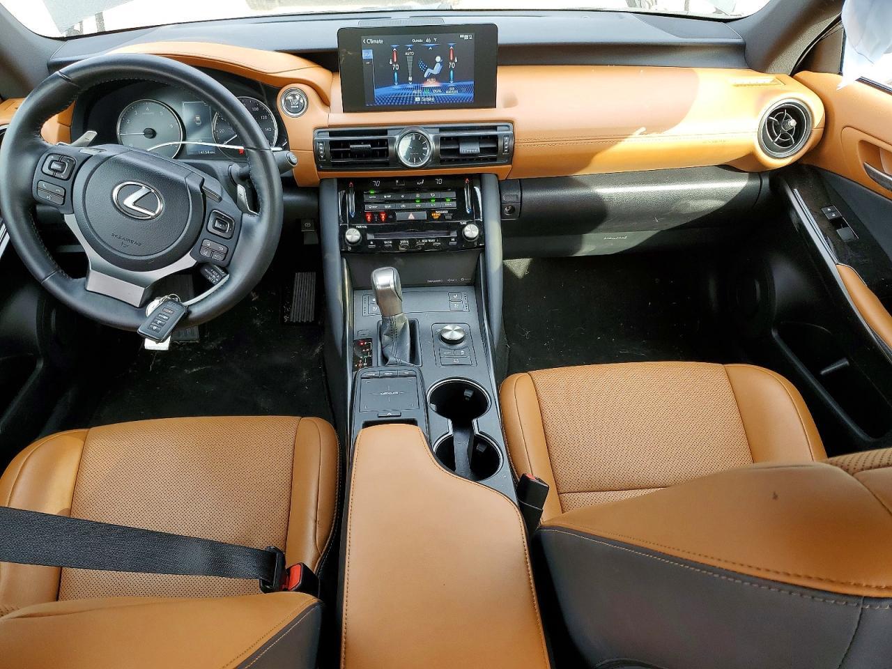 2023 LEXUS IS 300