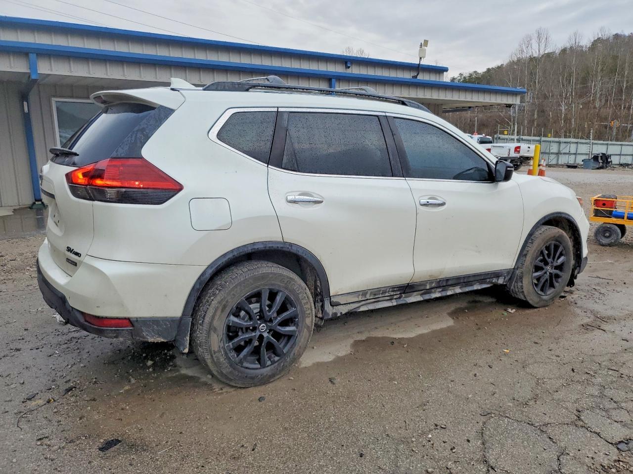 2018 NISSAN ROGUE