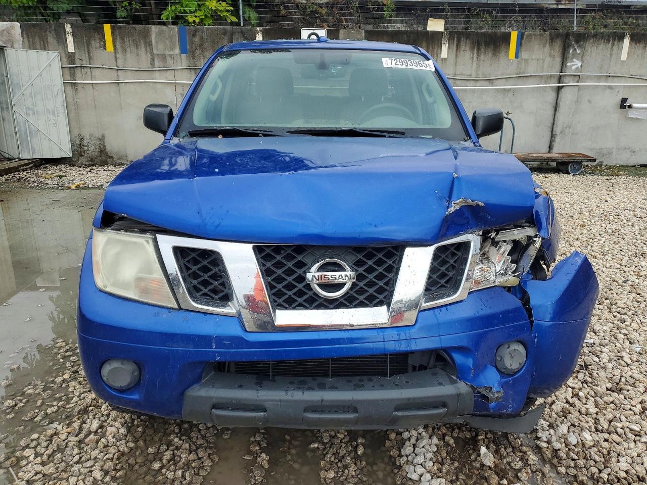 2012 NISSAN Frontier