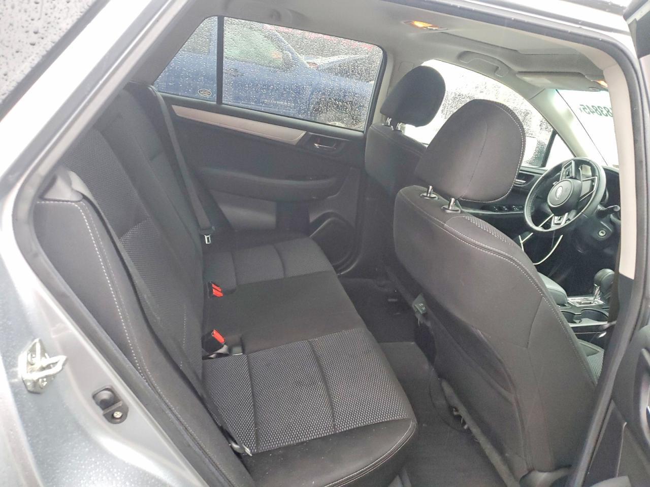 2019 SUBARU Outback