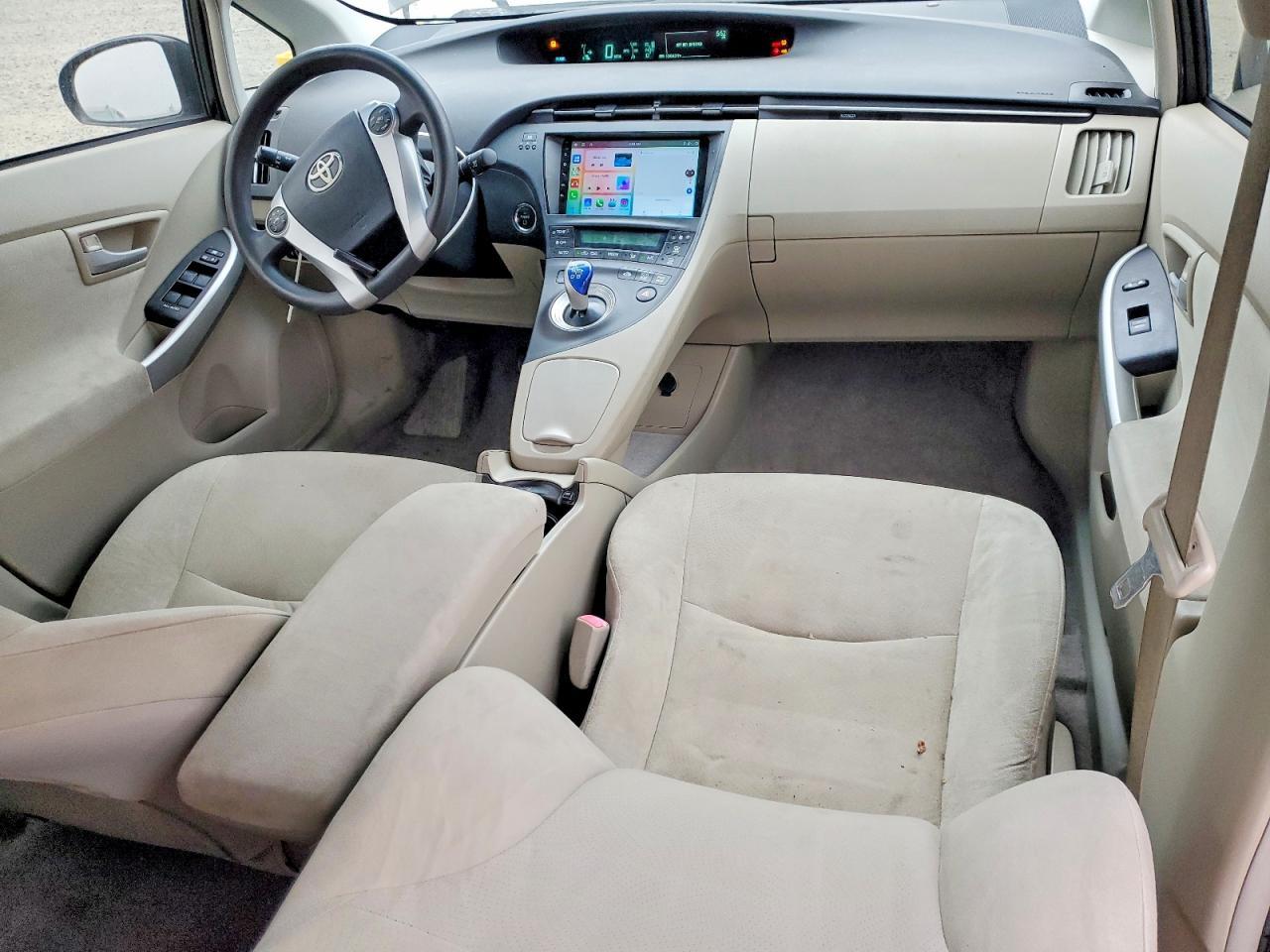 2011 TOYOTA PRIUS