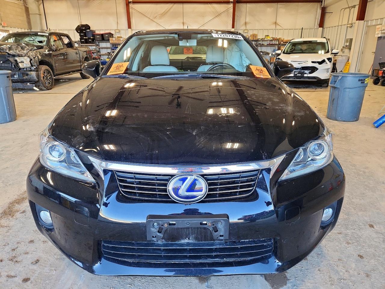 2011 LEXUS CT 200