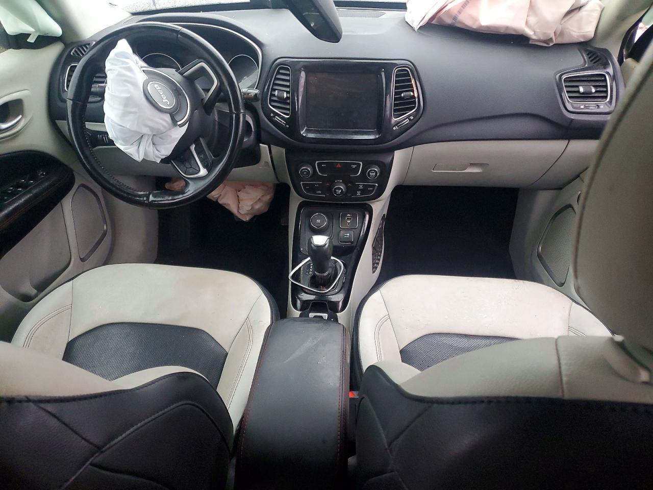 2020 JEEP Compass