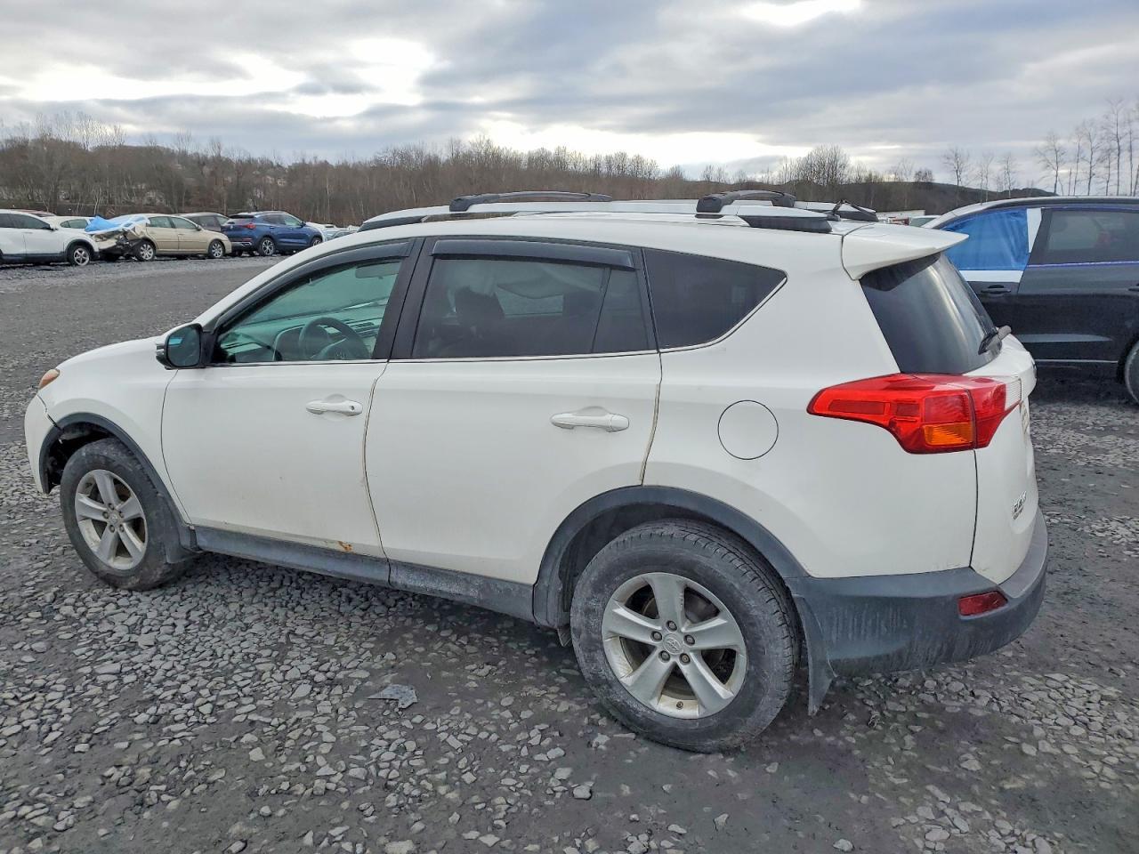 2014 TOYOTA RAV4