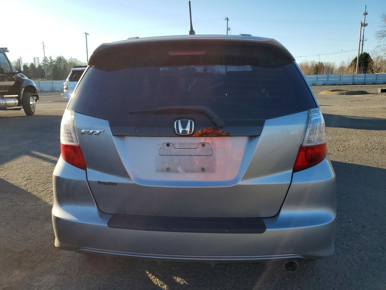 2010 HONDA FIT