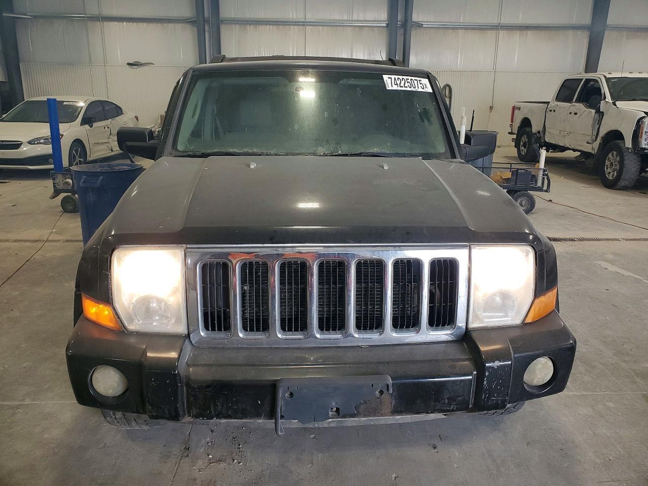 2006 JEEP Commander