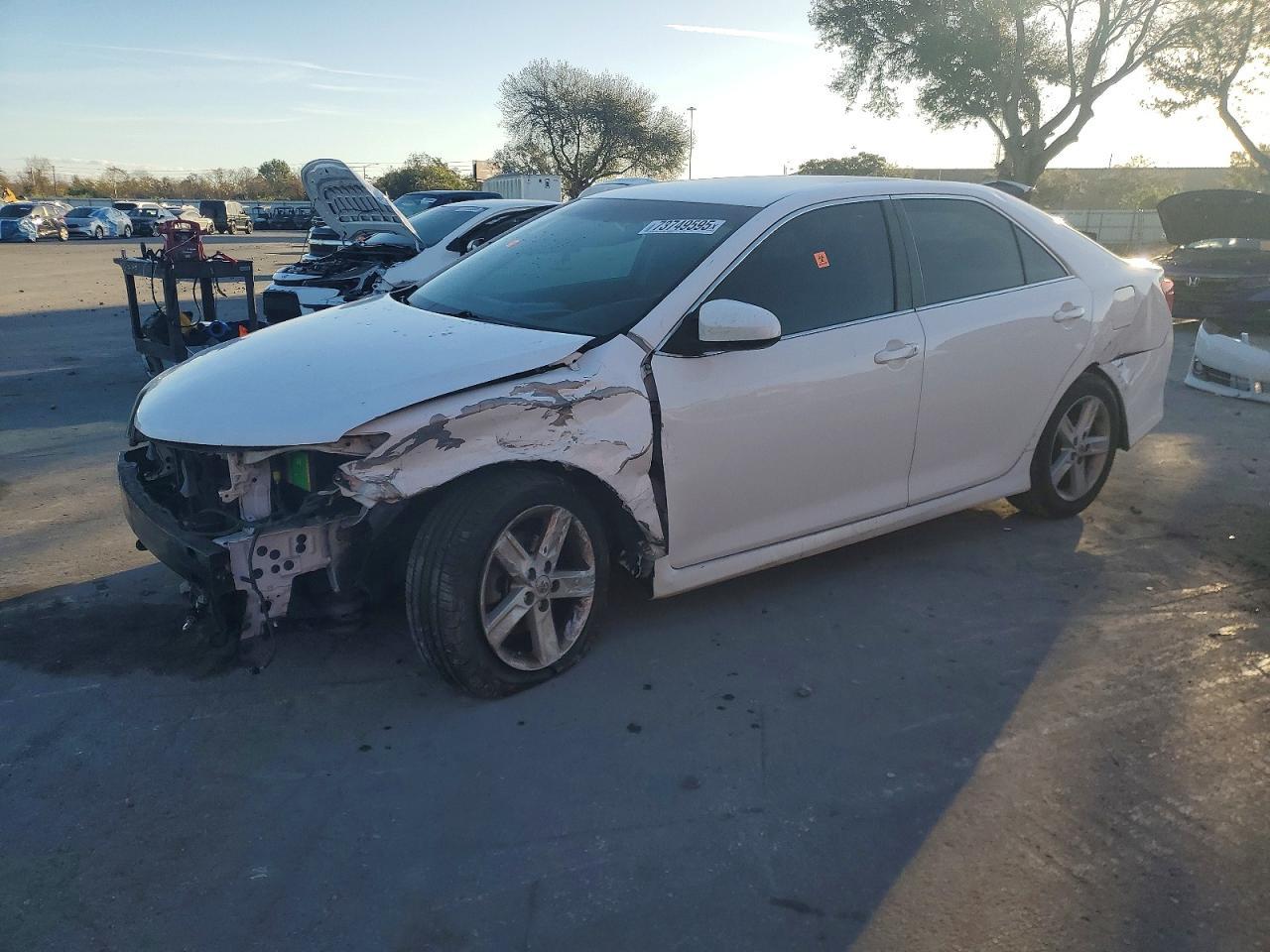 2012 TOYOTA CAMRY