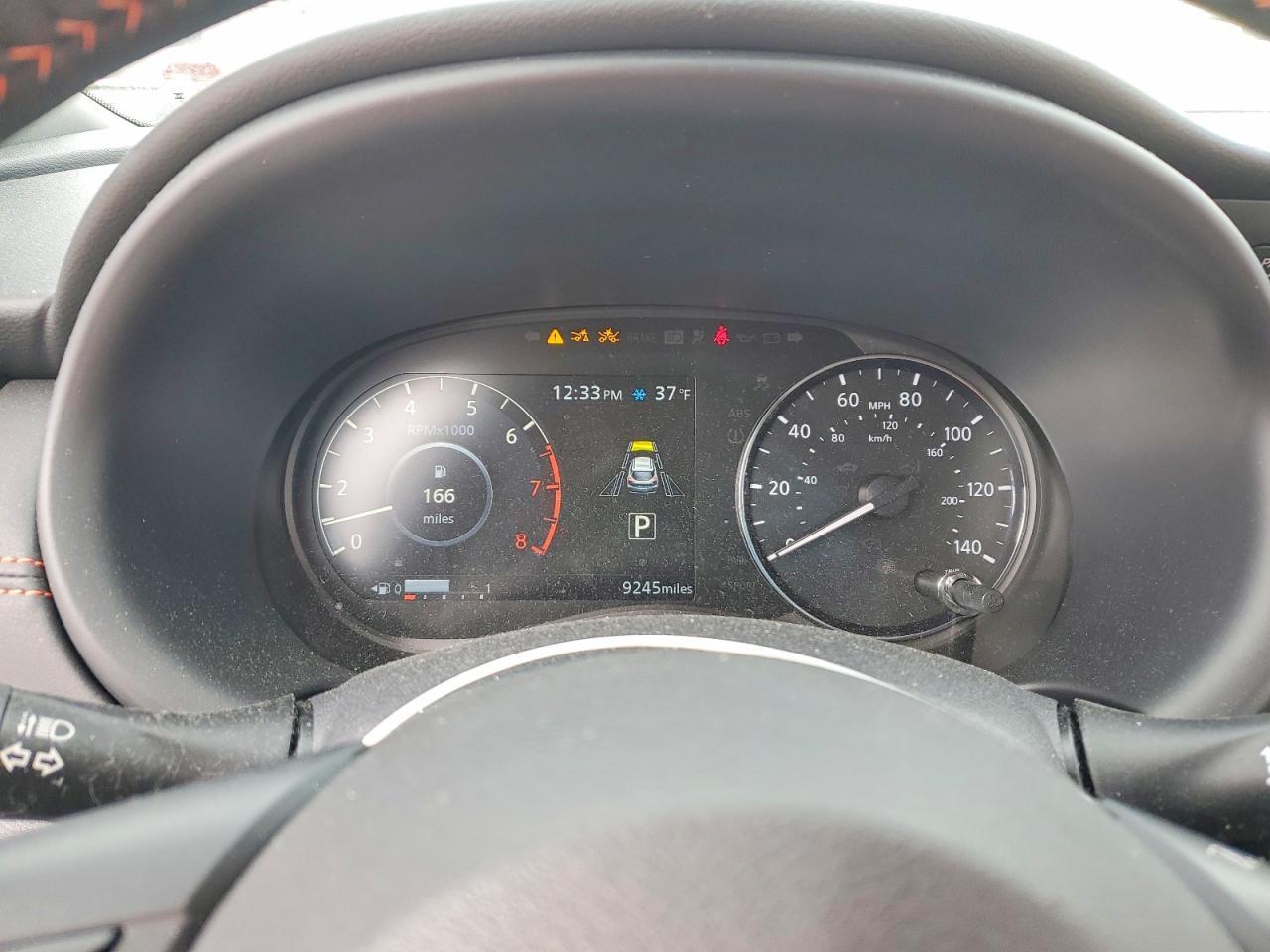 2024 NISSAN KICKS