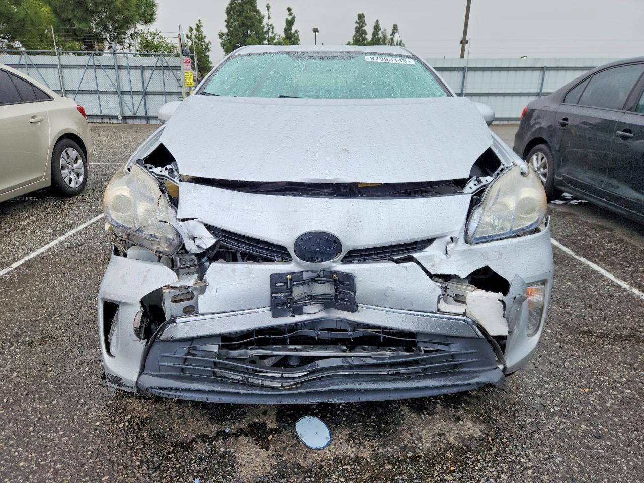 2014 TOYOTA Prius Plug-In