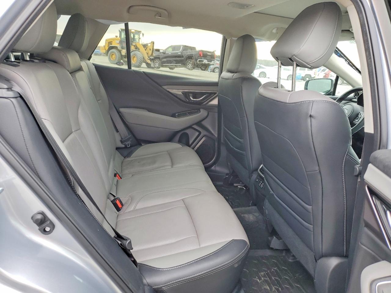 2023 SUBARU Outback