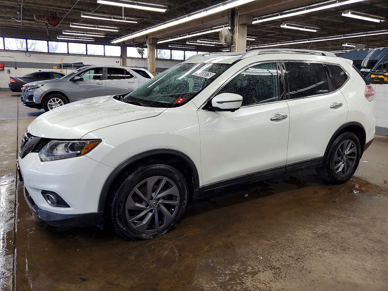 2016 NISSAN ROGUE