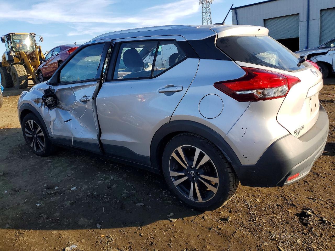 2019 NISSAN KICKS