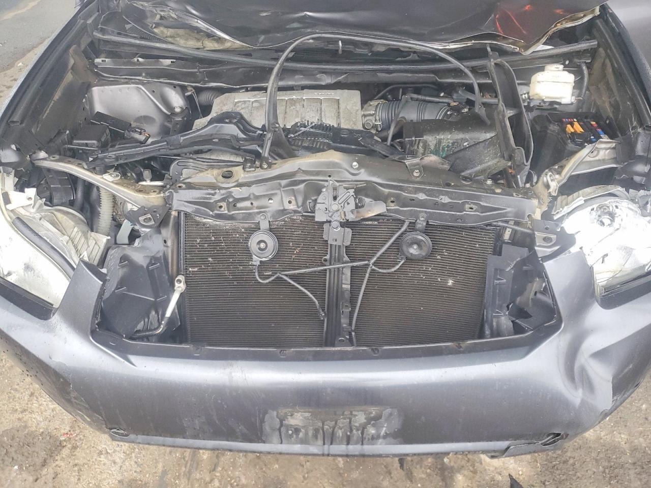 2010 TOYOTA HIGHLANDER