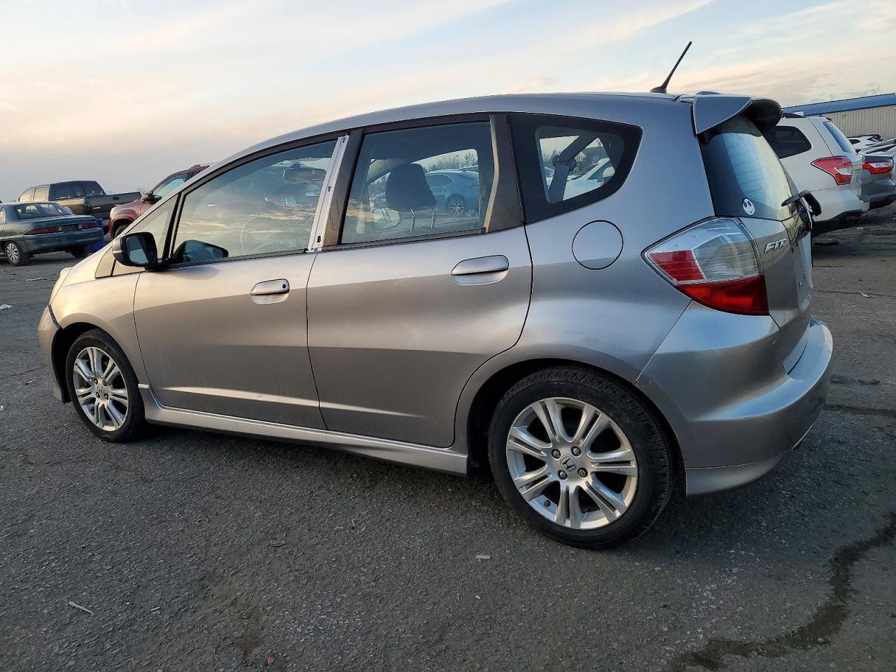 2009 HONDA FIT