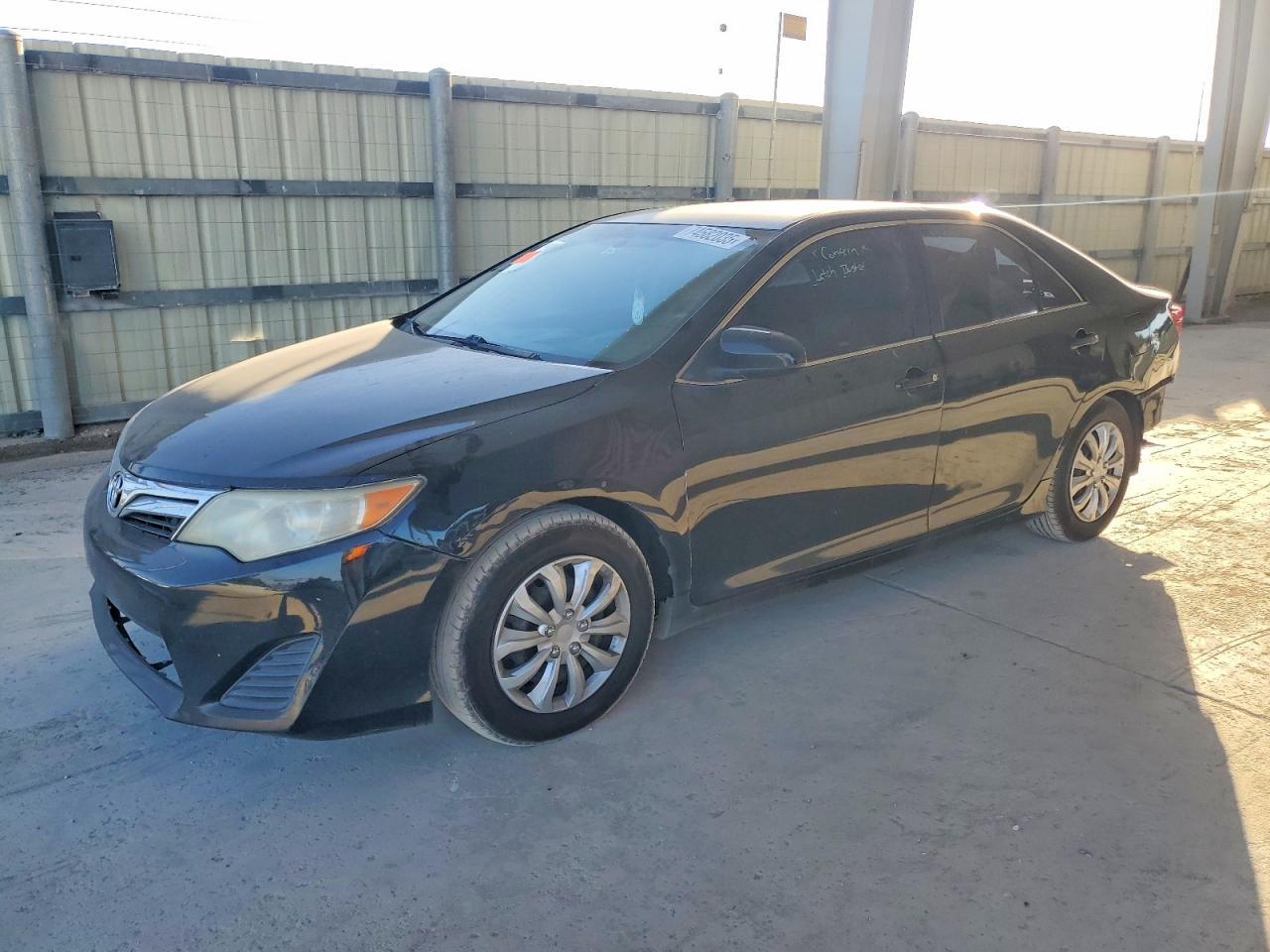 2012 TOYOTA CAMRY