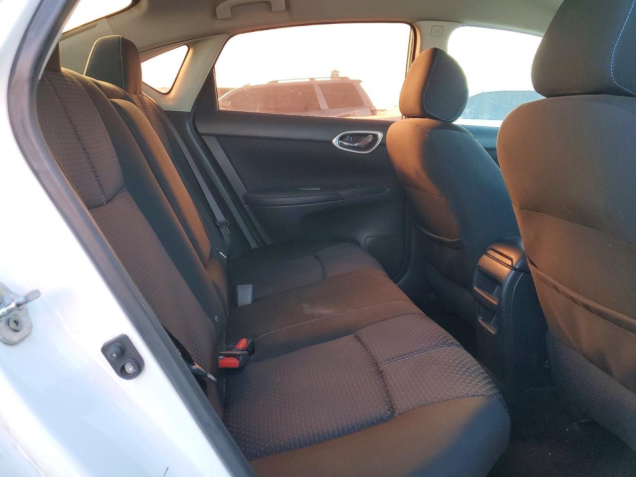2016 NISSAN SENTRA