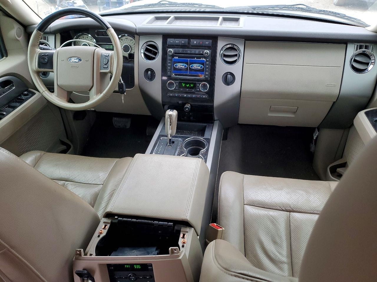 2014 FORD Expedition