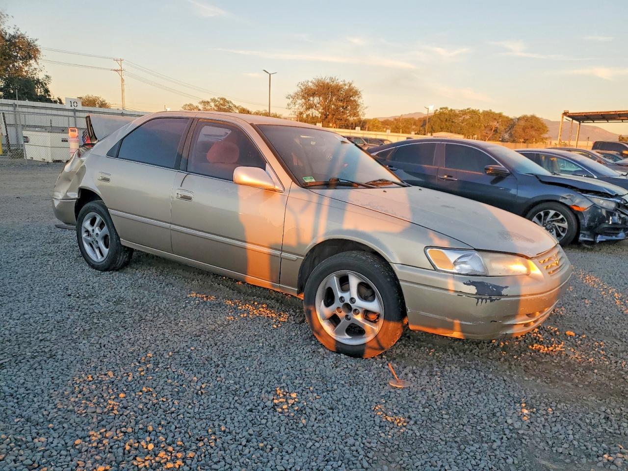 1997 TOYOTA CAMRY