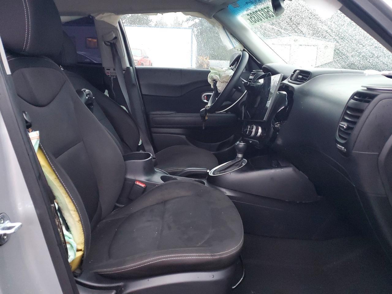 2017 KIA SOUL