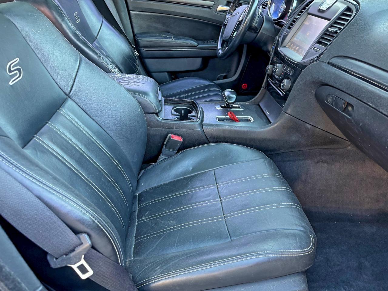 2013 CHRYSLER 300