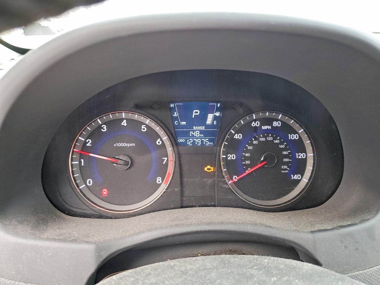 2012 HYUNDAI ACCENT