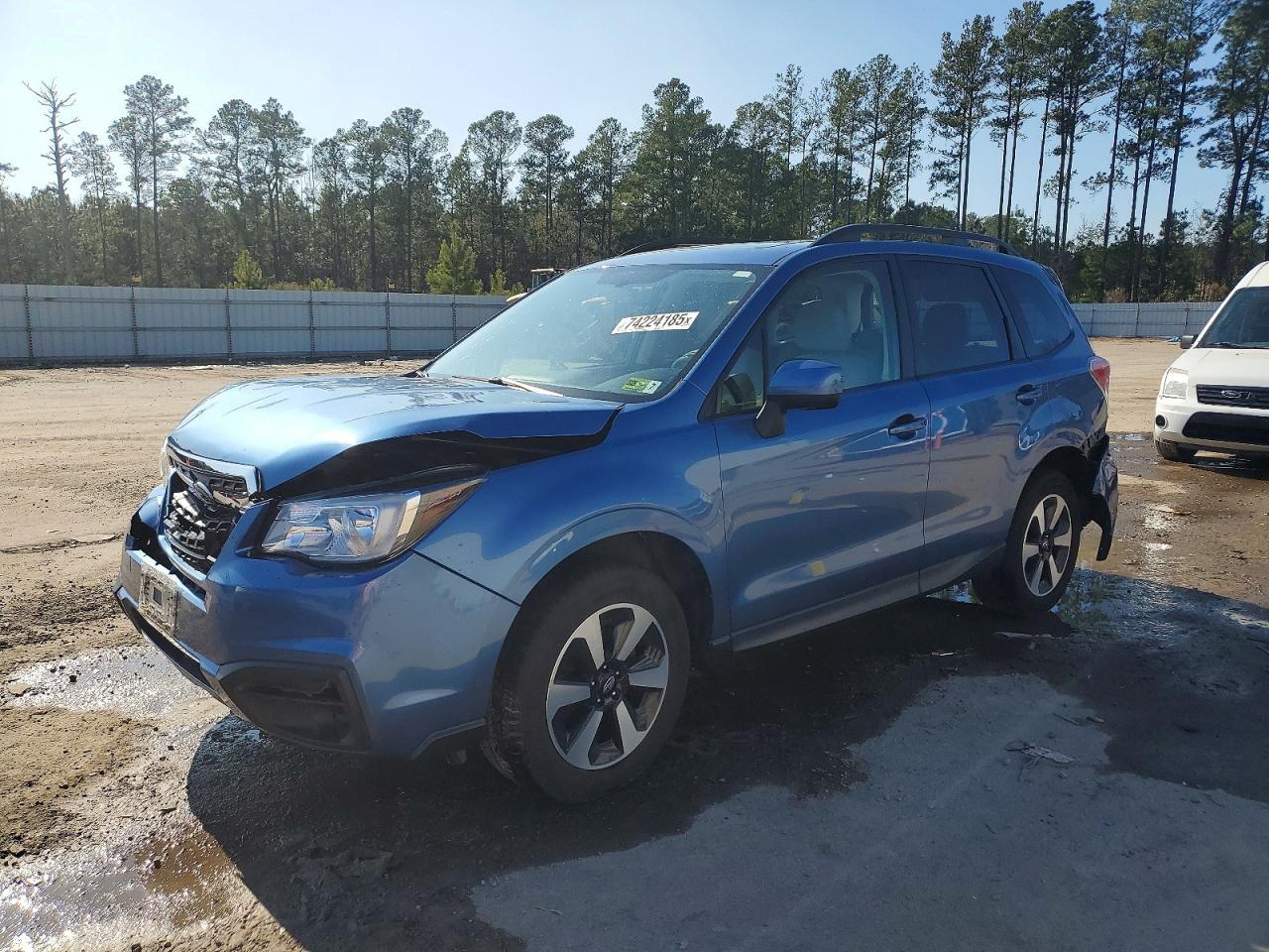 2017 SUBARU FORESTER