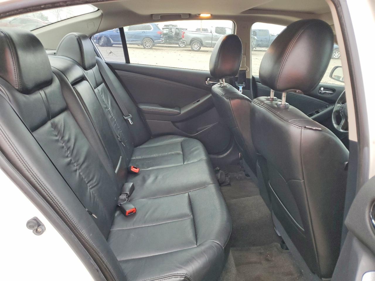 2011 NISSAN ALTIMA