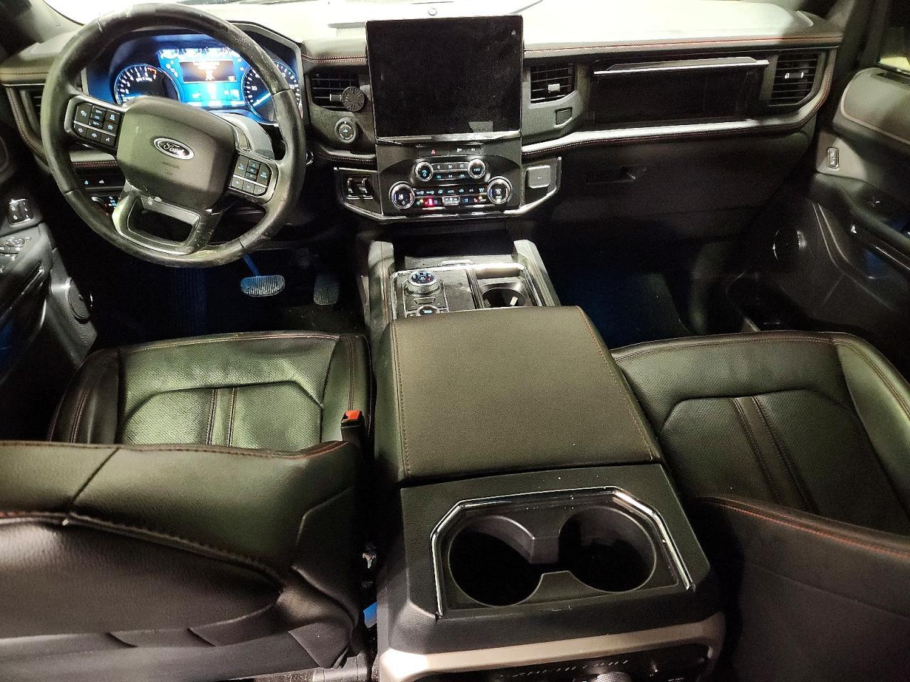 2022 FORD Expedition