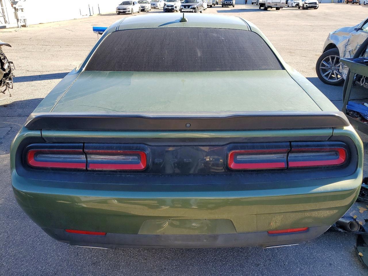 2021 DODGE Challenger