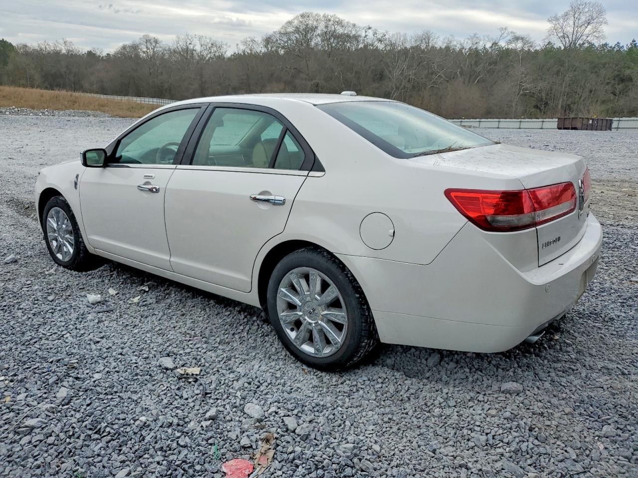 2011 LINCOLN MKZ