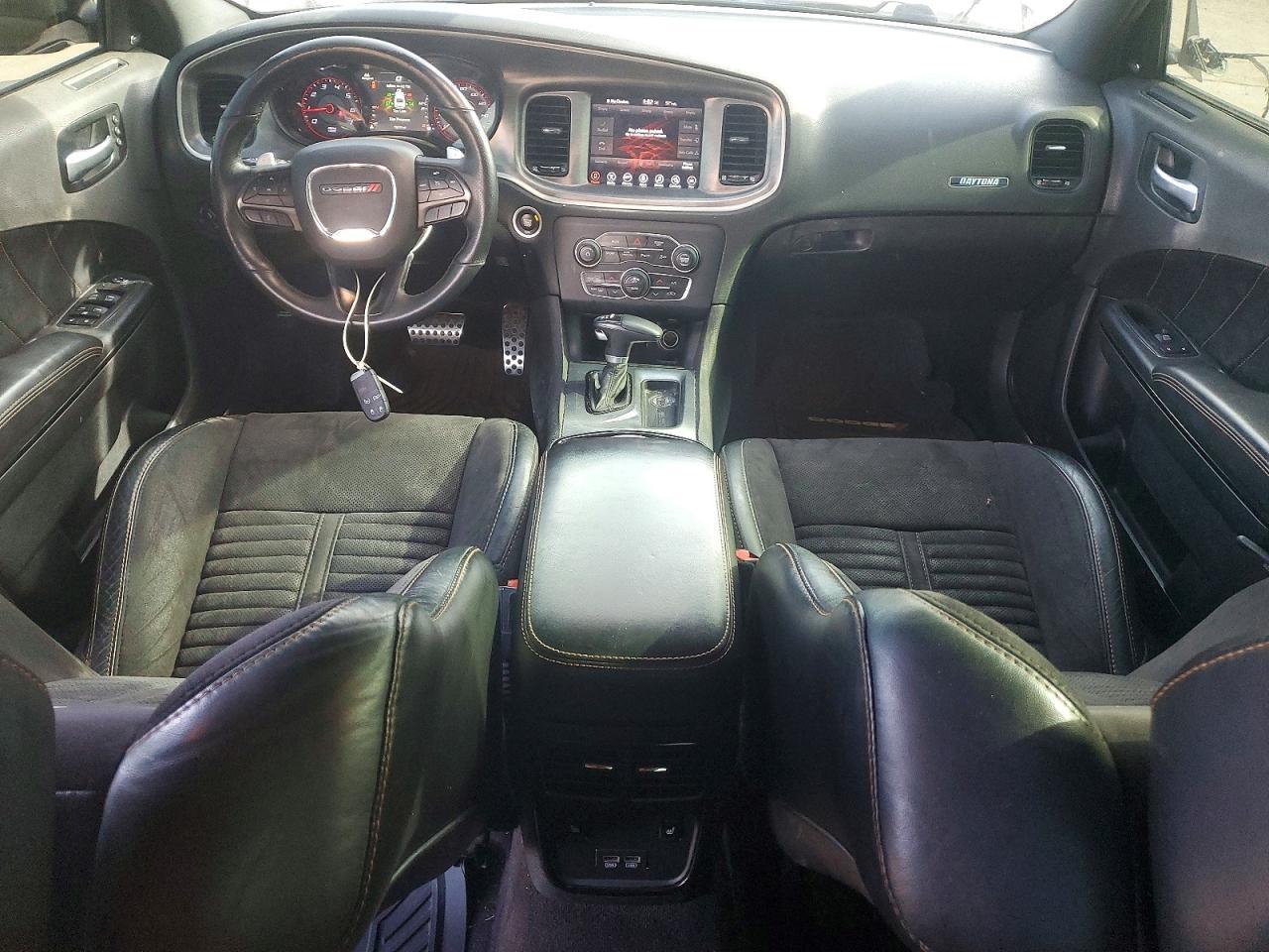 2017 DODGE CHARGER