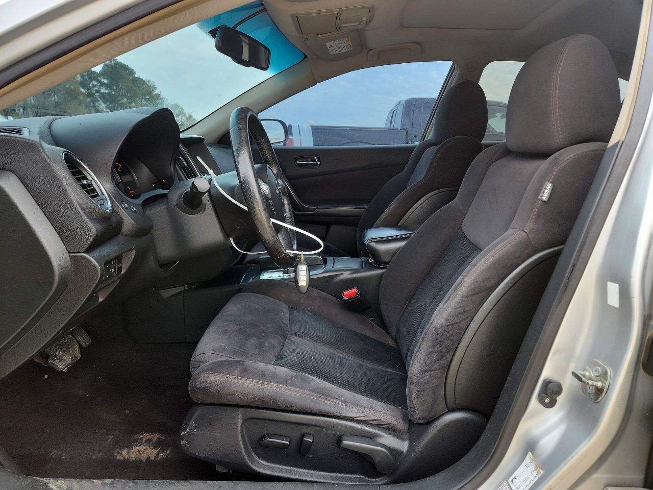 2014 NISSAN Maxima