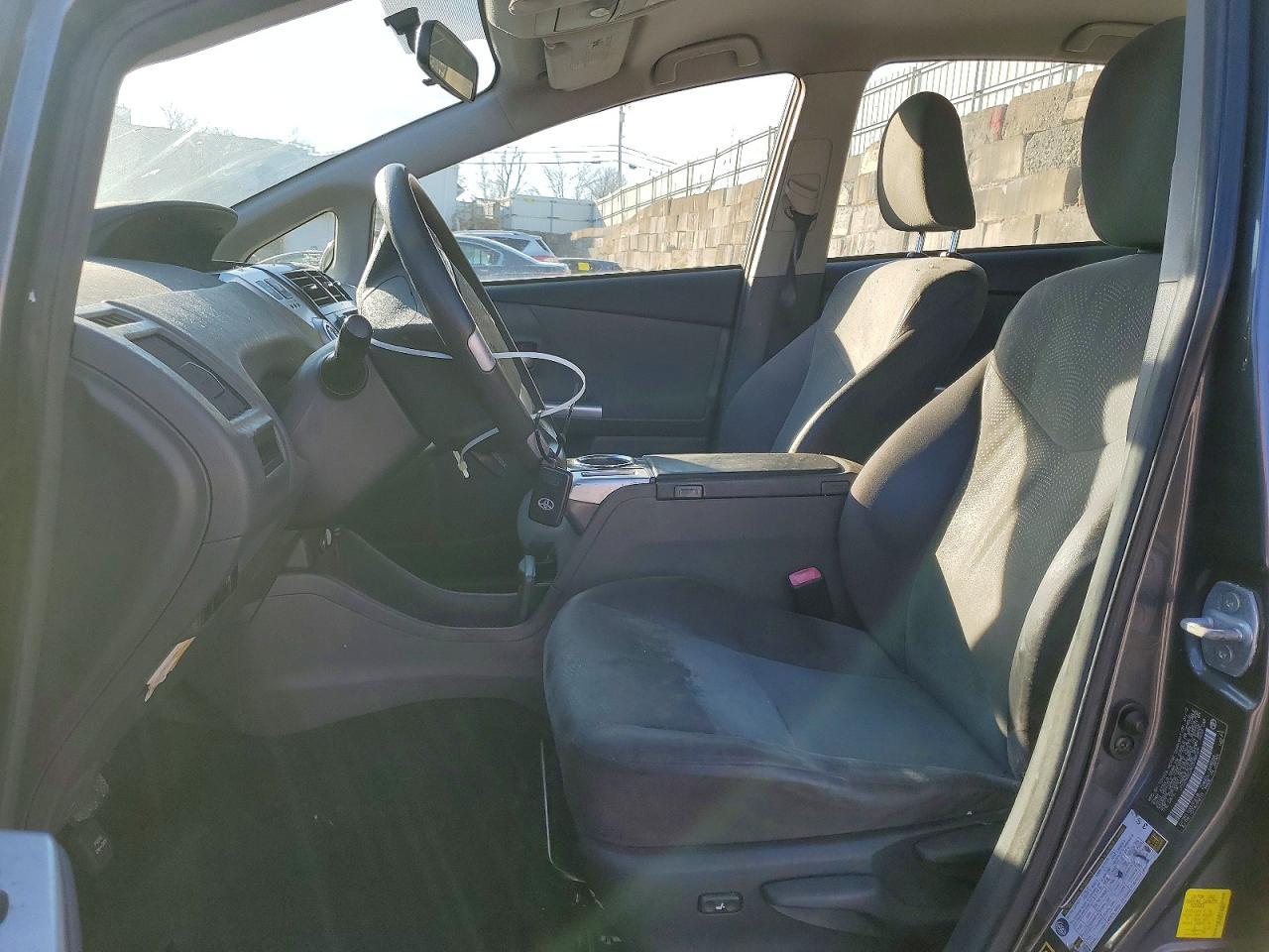 2012 TOYOTA PRIUS V