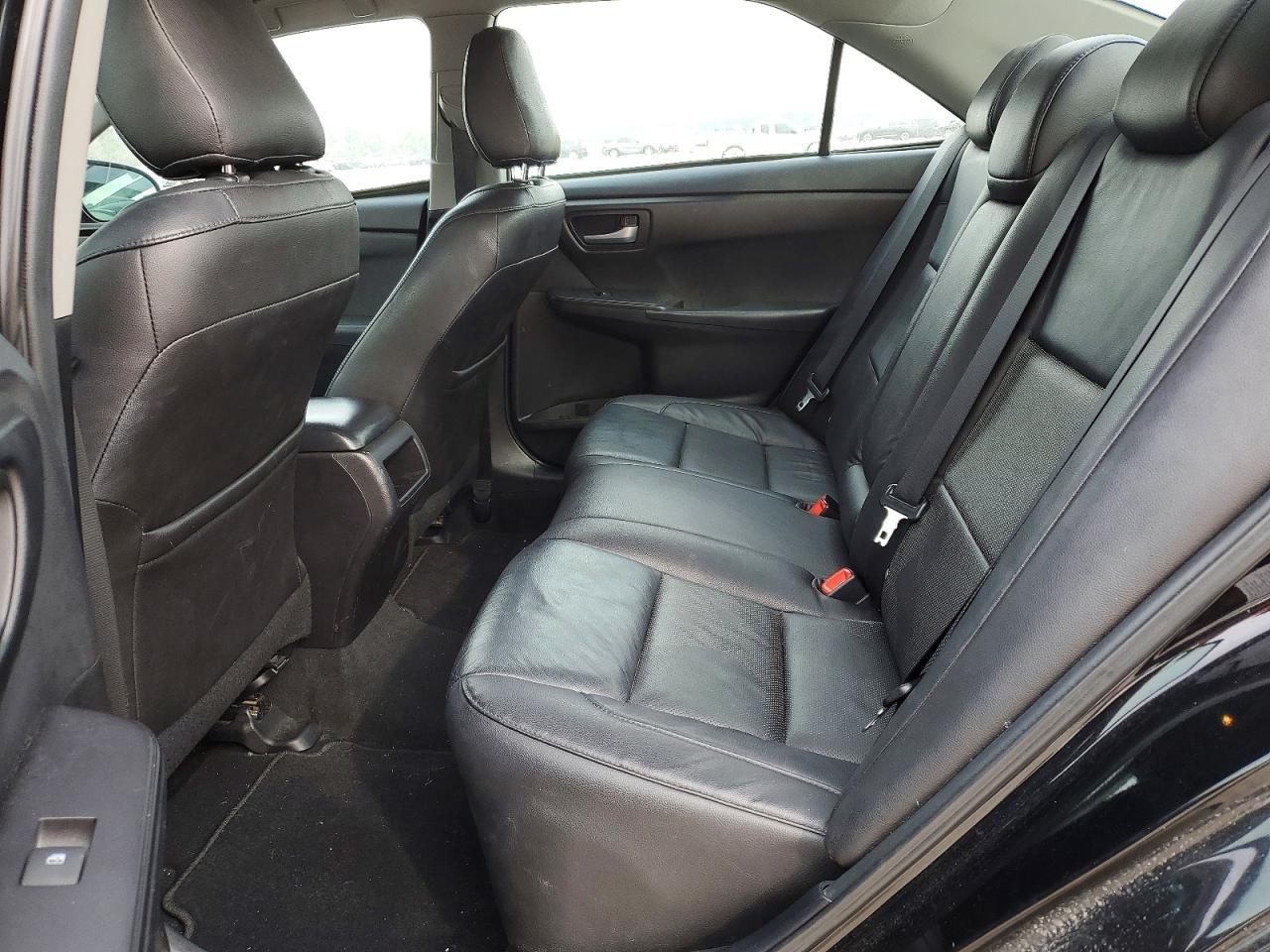 2015 TOYOTA CAMRY