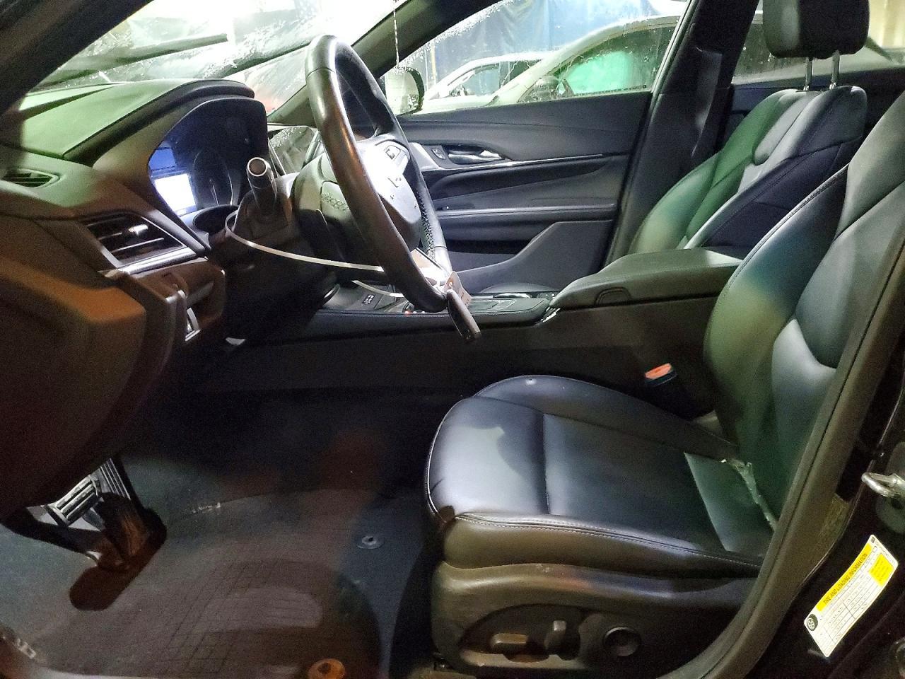 2021 CADILLAC CT4