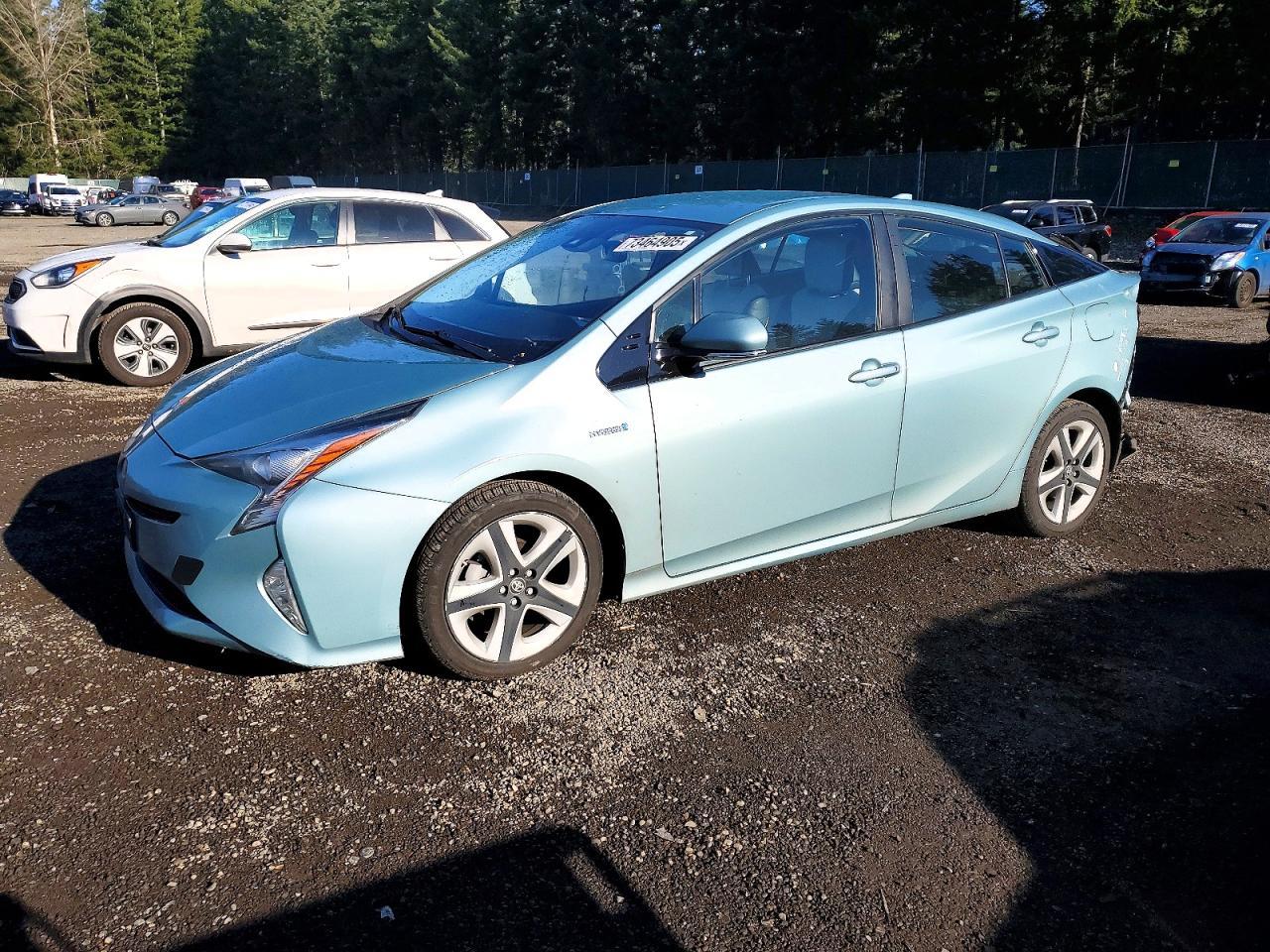 2016 TOYOTA PRIUS