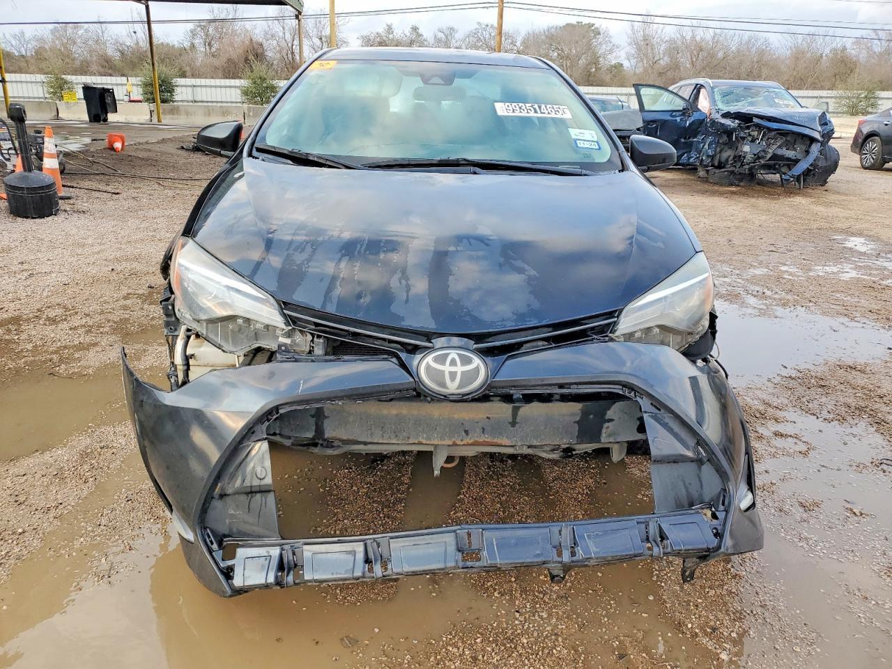 2018 TOYOTA COROLLA