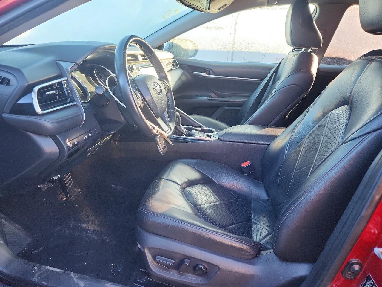 2018 TOYOTA CAMRY