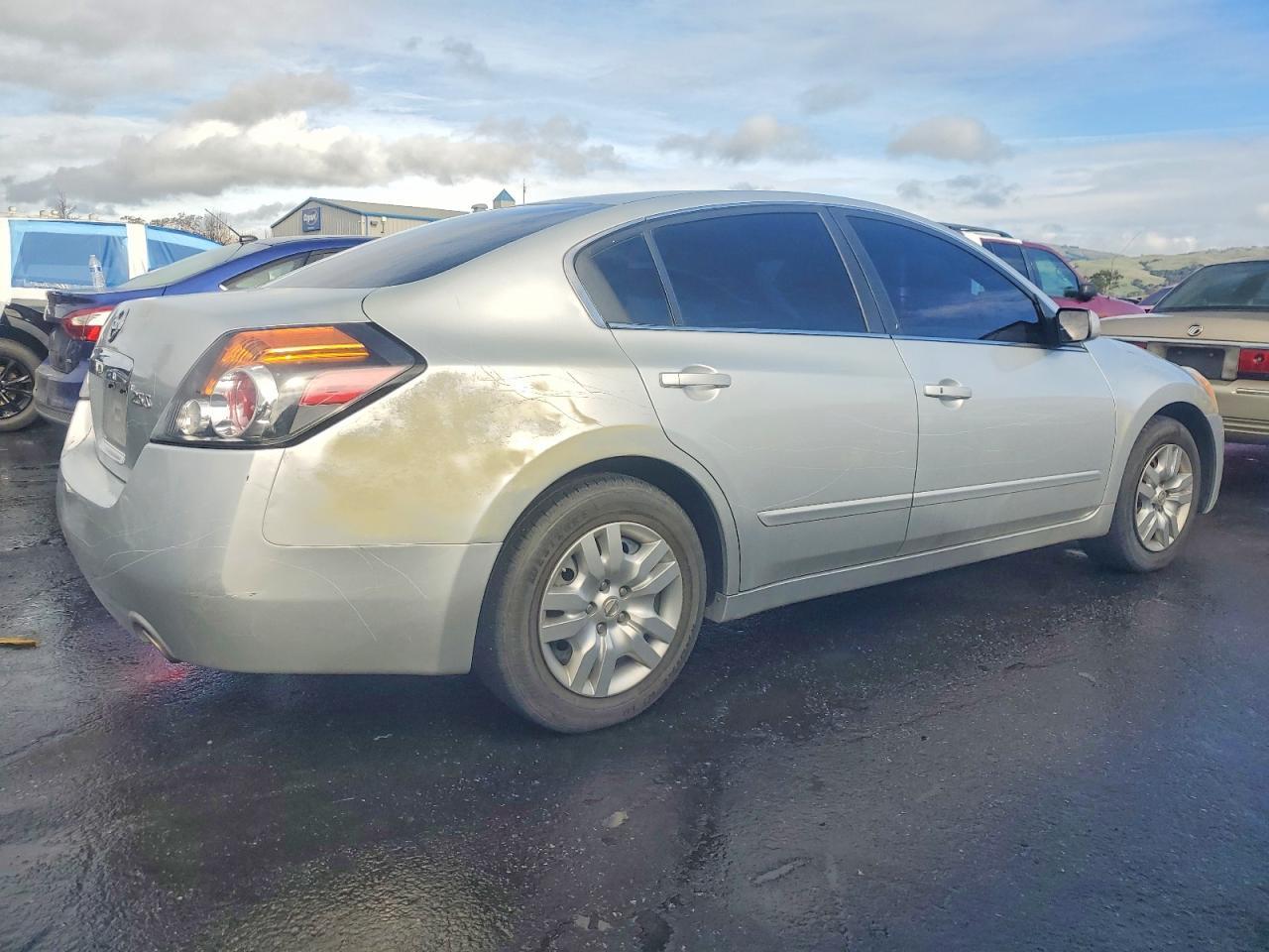 2011 NISSAN ALTIMA