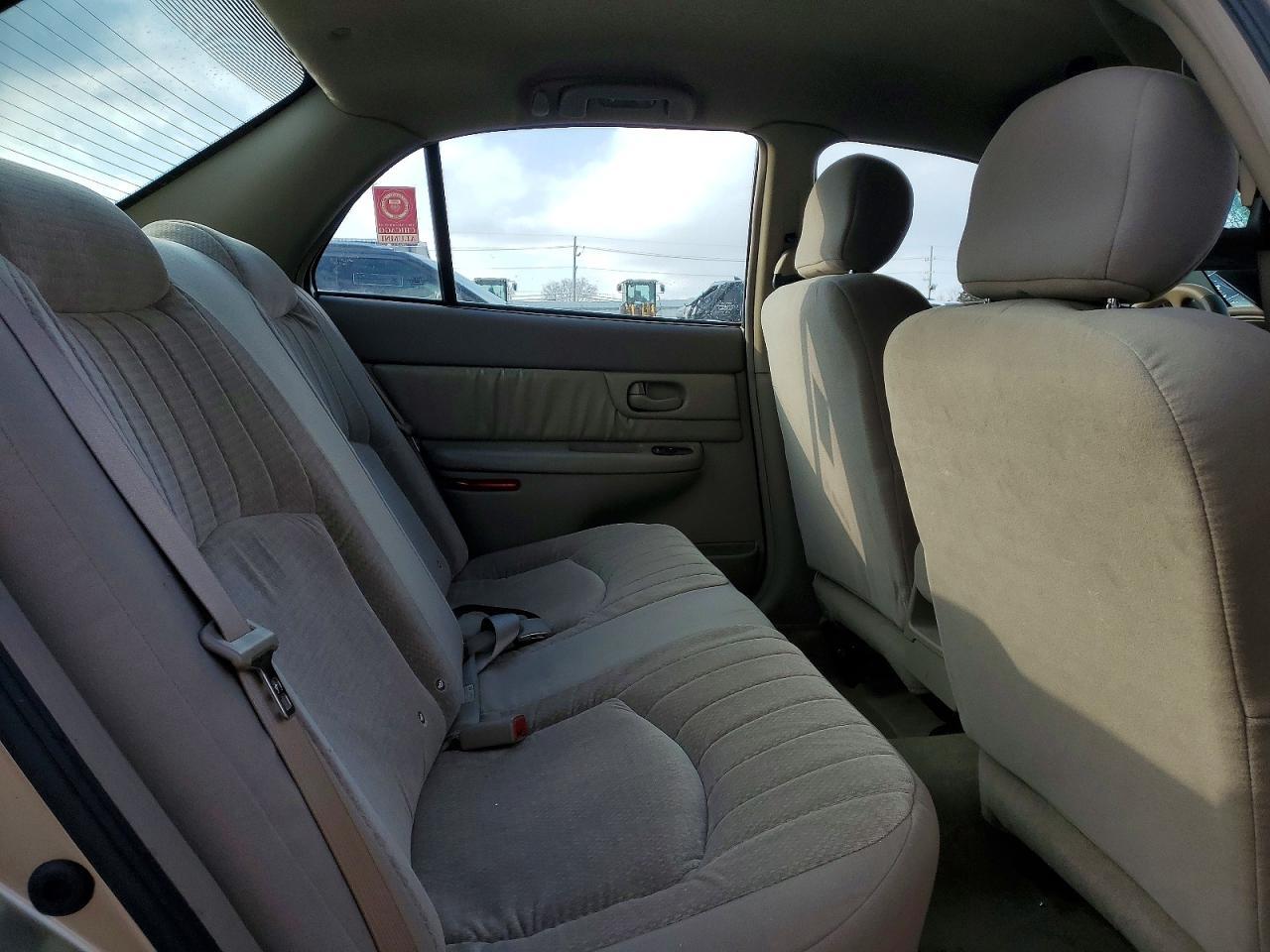 2004 BUICK Century