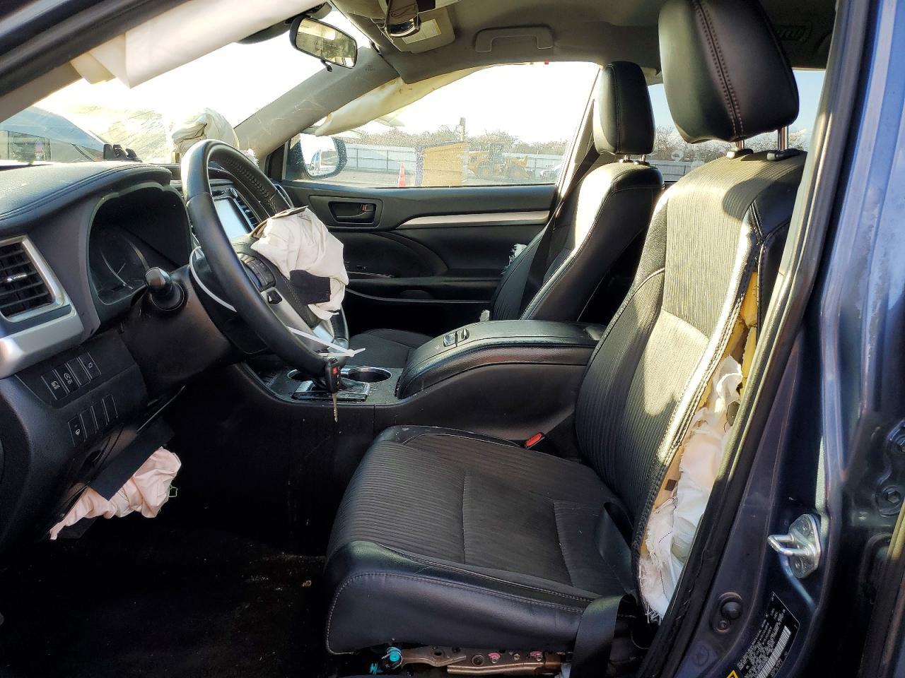 2019 TOYOTA HIGHLANDER