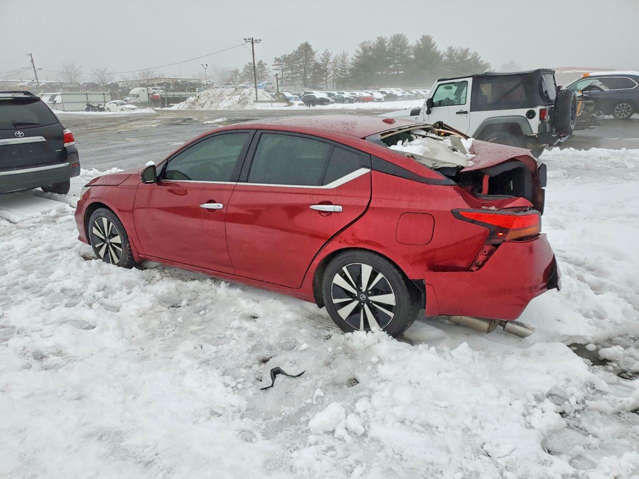 2020 NISSAN