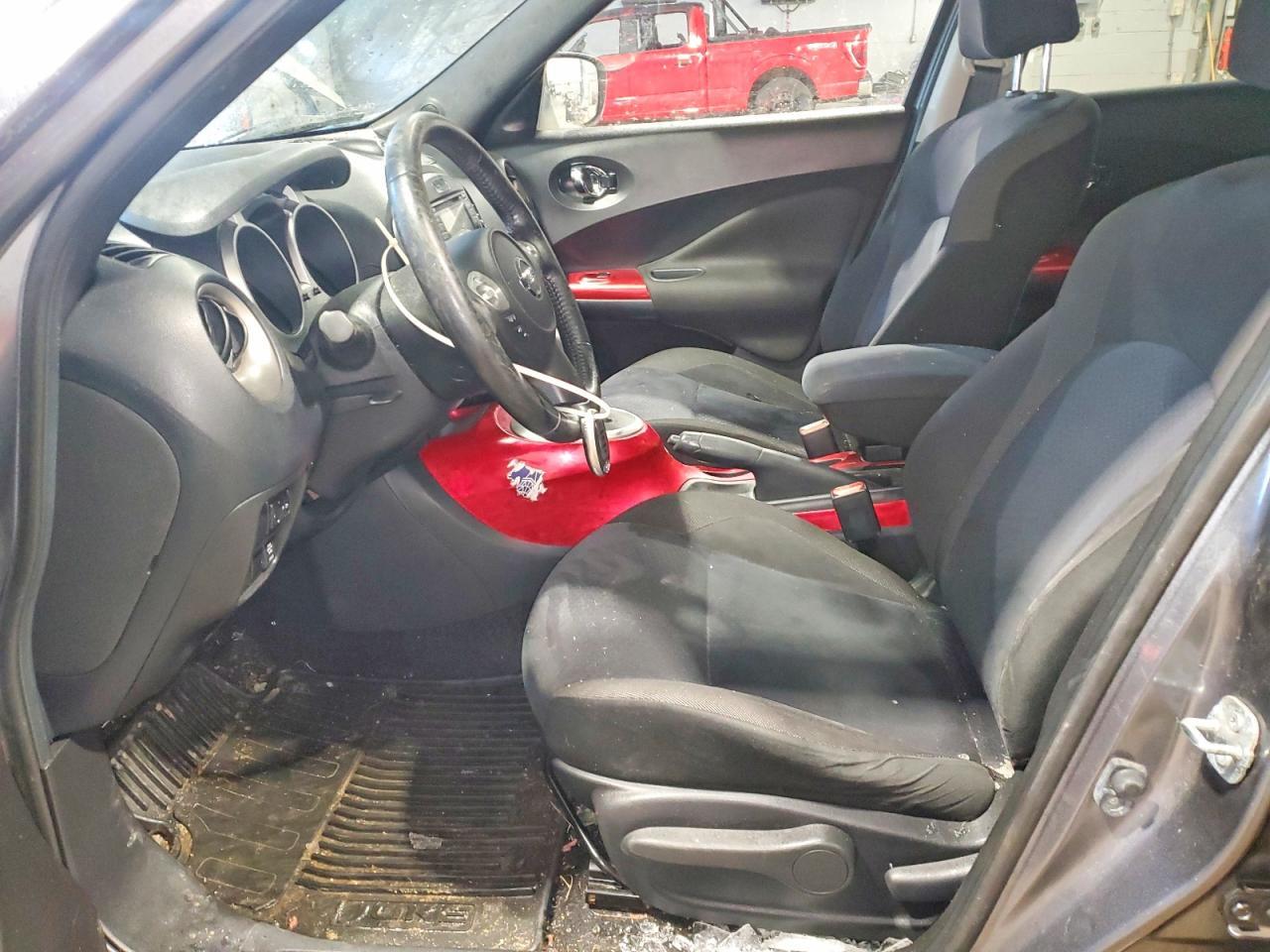 2015 NISSAN Juke